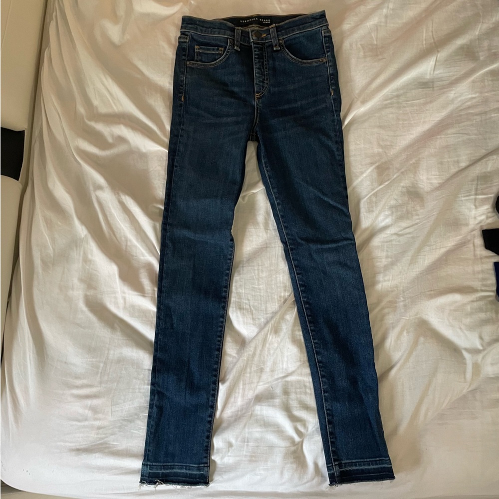 VERONICA BEARD DARK BLUE DENIM SKINNY STRAIGHT JEANS